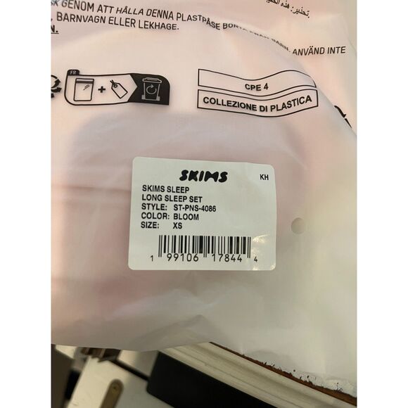 SKIMS NWT Sleep Long Sleep Pajama Set - Bloom - Size XS - Picture 3 of 3